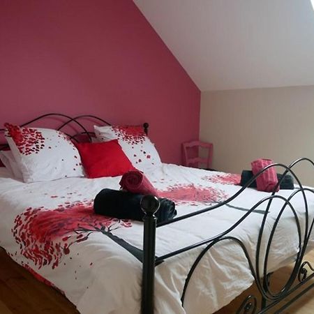 Chambre D Hote La Grange Pommiers-en-Forez Екстериор снимка