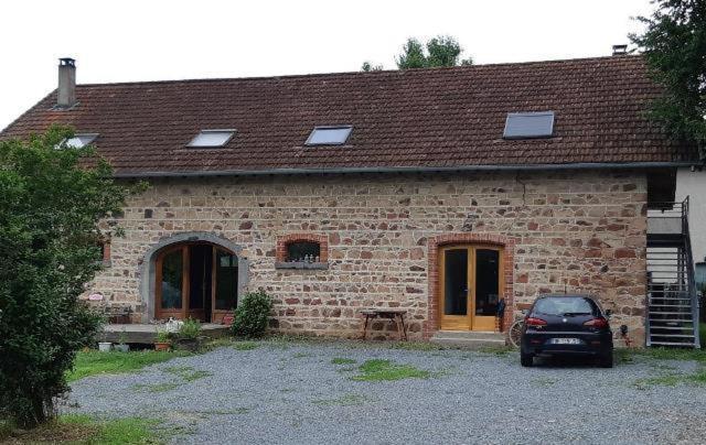Chambre D Hote La Grange Pommiers-en-Forez Екстериор снимка